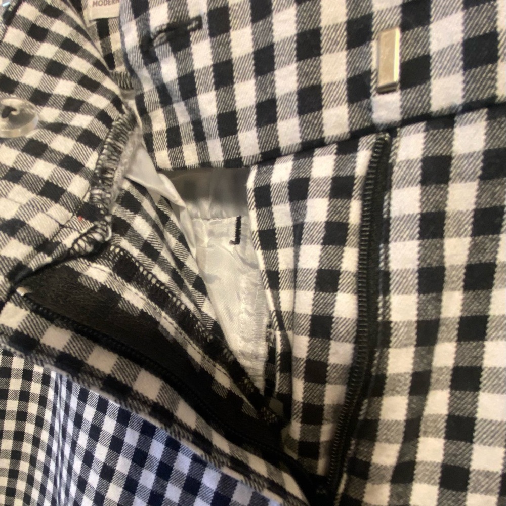 LOFT Black and White Gingham Chinos - Picture 7 of 8